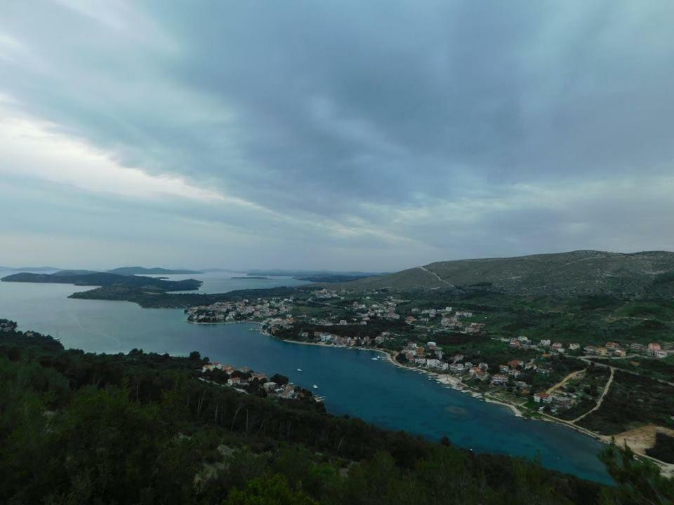 Kreso I Niko Apartment Grebastica Bagian luar foto